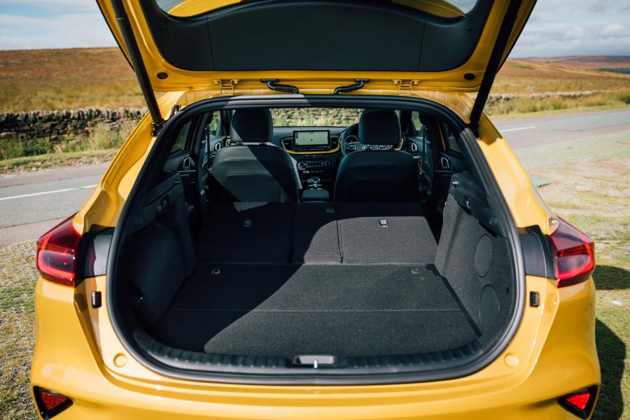 Багажник Kia XCeed First Edition 2019 года  (UK) (фото 57 из 103)